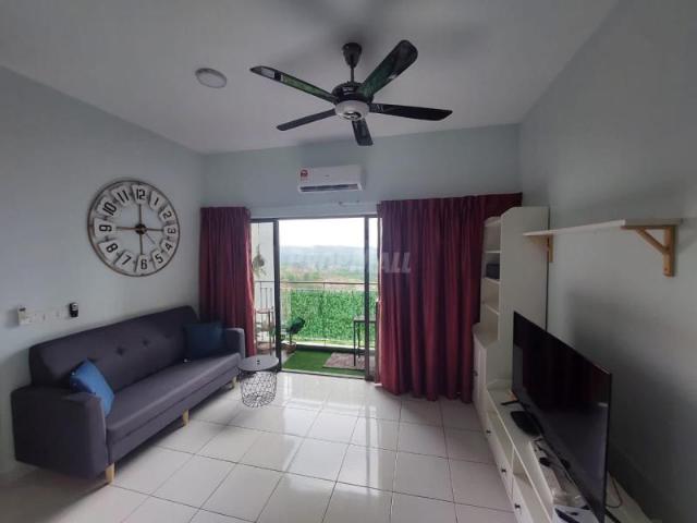 Fully funished 2+1 bedrooms unit in Residensi Lili, Nilai