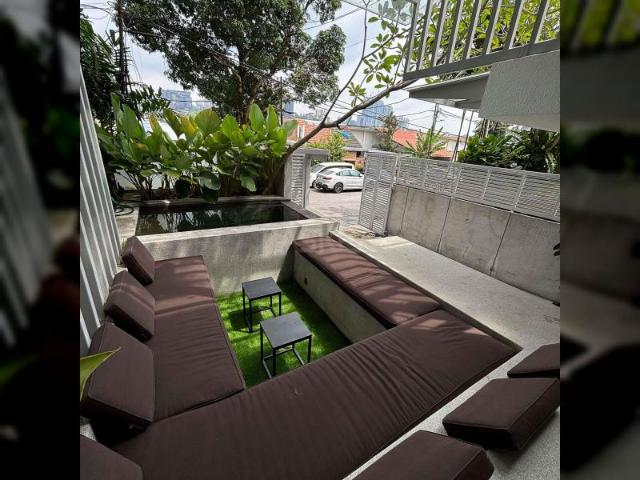 FULLY FURNISED 2 storey Terraced House For Rent at federal hill!