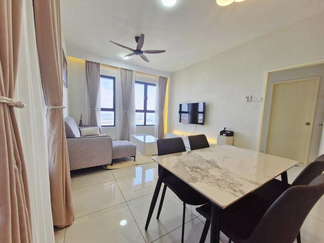 Fully furnised service condo