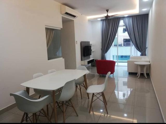 Fully Furnish Mutiara Ville Cyberjaya 975 sqft 2 Parking Nice Unit