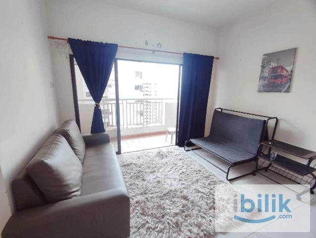 Fully furnish Middle room is available for rent.@Uptown Damansara