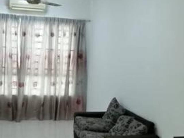 Fully furnish Banjaria Court condo Batu caves