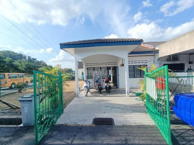 FULLY FURNISH CORNERLOT SINGLE STOREY TAMAN SEMARAK 2 NILAI