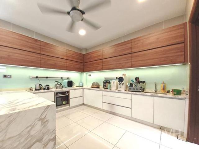 Fully Furnish Renovated 3 Sty House Anggun Kirana Setia Alam Rent