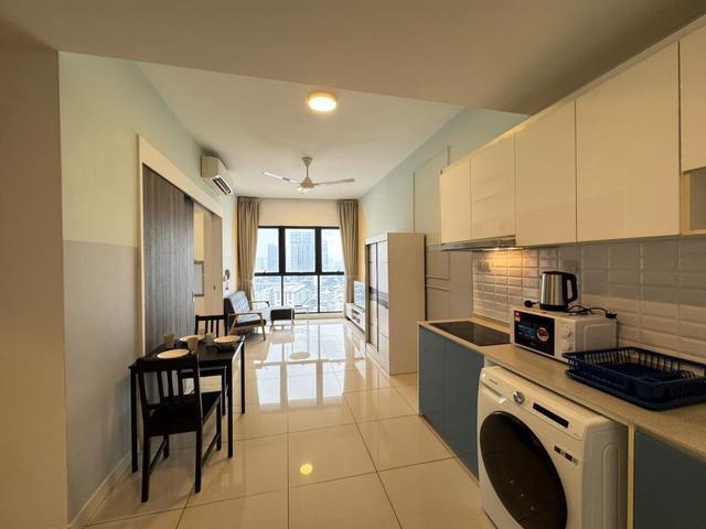 Fully Furnish studio unit depan TRX KL