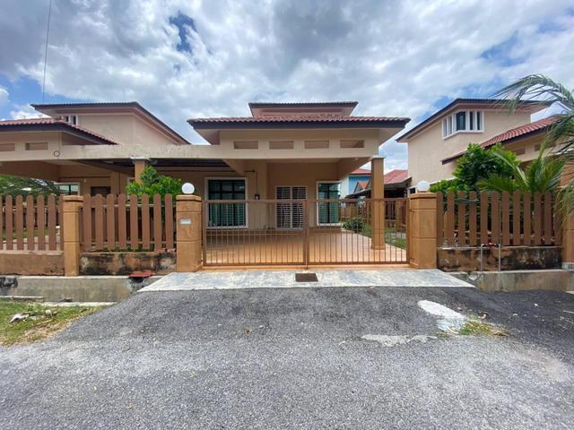 Fully Furnish Semi D Cluster Tmn Saujana Indah Bukit Katil Melaka