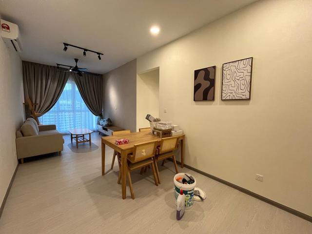 FULLY FURNISH The Zen Condo at Gelugor Near Queensbay For Rent