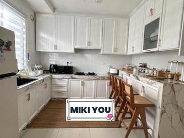 Fully Furnish 4 rooms Robin Garden home 2 storey bandar rimbayu