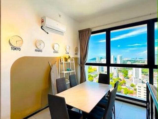 Fully FurnishedUrban Suite 836sf2 CPService Residence