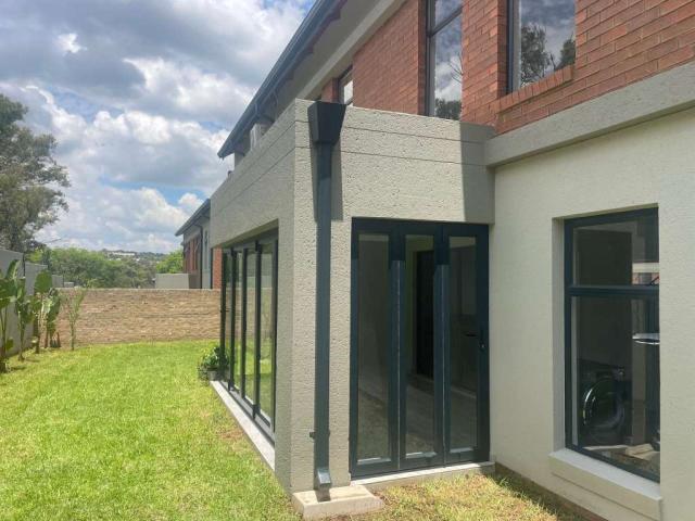 Fully Furnished 3 Bedroom Home – All En Suite | Immediate Occupation | Lincoln Carlswald
