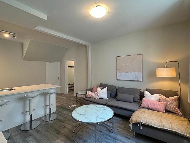 Fully Furnished 3 Bedroom Suite