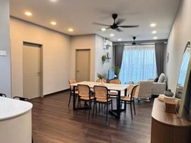 Fully Furnished 3R2B Condo at Vista Bangi 2 Car Parks MoveIn Ready