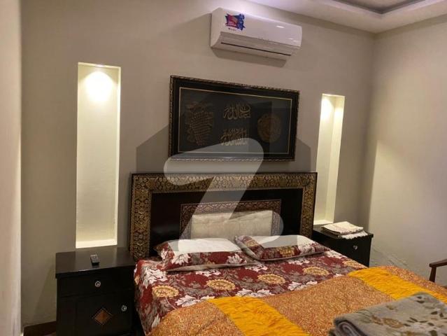 Fully Furnished 1 Bed Apartment/ 675 sqft Prime location / 2nd Floor / Gas Available/ Neat & Clean Bahria Town Block AA
