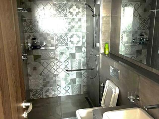 Fully furnished 1 bedroom modern and high end apartment to let in the center of Westlands
