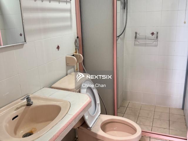 Fully Furnished 1 Bedroom Apartment For Sale @ JB HSI