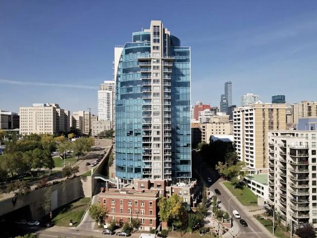 Fully Furnished 1 Bedroom Condo is 3 Minute Walk to Legislature Building