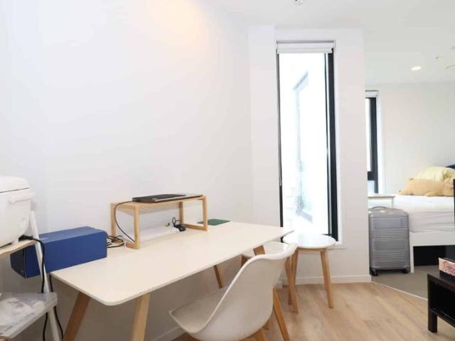 Fully Furnished 1 Bedroom Studio Apartment