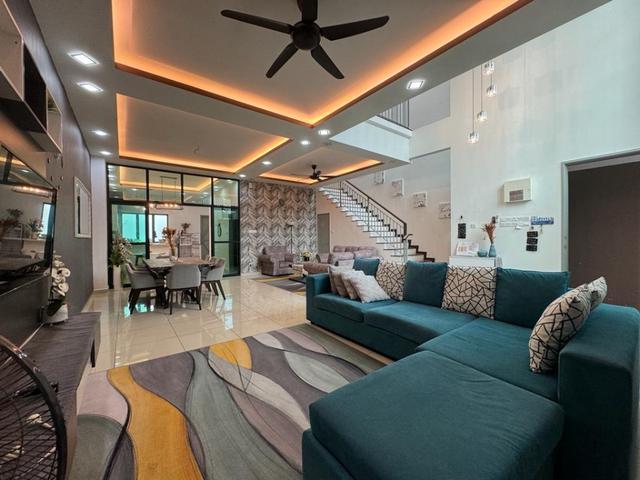 FULLY FURNISHED 26 x 75 Feet Two Sty Link Villa EMILIA Bukit Banyan