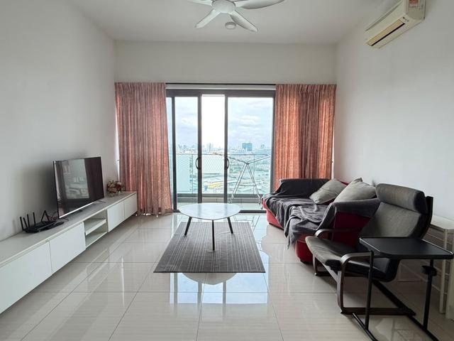 Fully Furnished 2 carpark Reflection Residences Mutiara Damansara