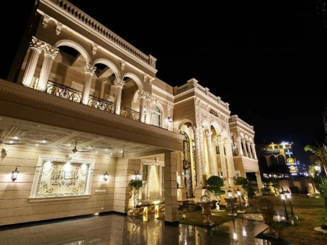 Fully Furnished 2 Kanal Top Location Designer Bungalow On 150 Ft Rd Fo Lahore DHA Defence ID 85753