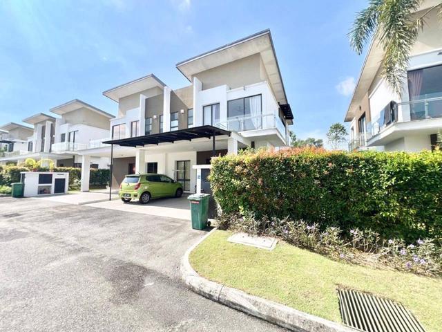 FULLY FURNISHED 2 Storey Semi D Diamond Residence Semenyih