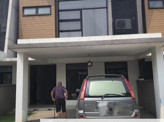 FULLY FURNISHED 2 Storey Superlink Cahaya Alam Seksyen U12, Shah Alam