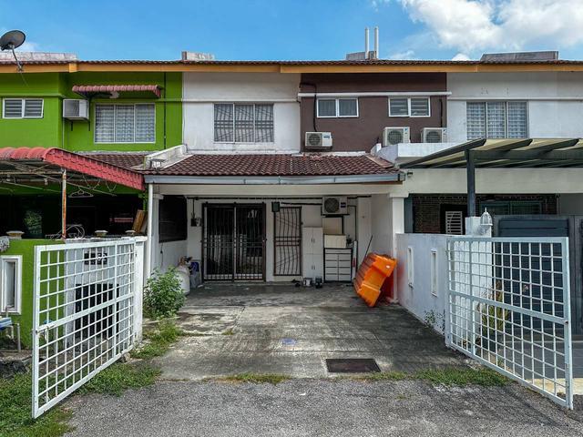 Fully Furnished 2 Storey Terrace SP8 Bandar Saujana Putra Jenjarom