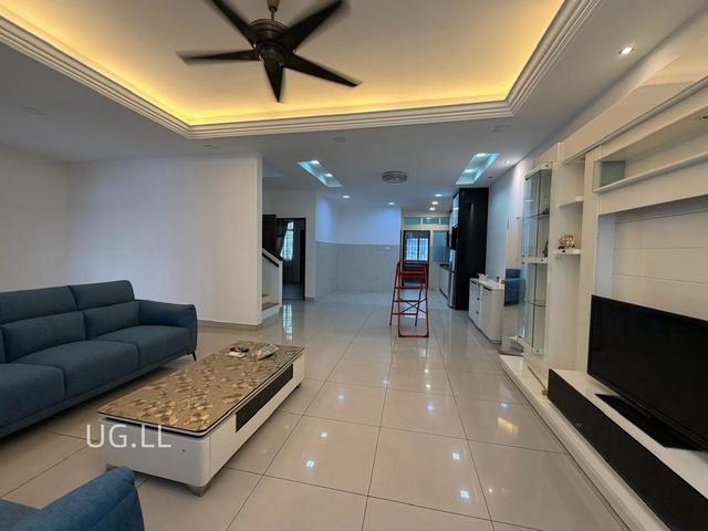 Fully Furnished 2Storey 26X75 Ambang Botanic 1 Klang Move In Condition