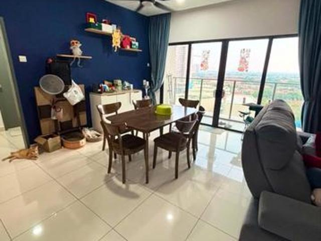Fully Furnished 31 rooms Trio Condo Bukit Tinggi Klang Facing Pool