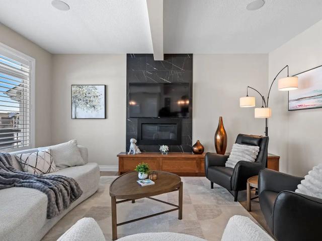 Fully Furnished»4BD+Den w/ 3.5BA»All Utilies+WiFi Incl.» Central AC»Near Canal