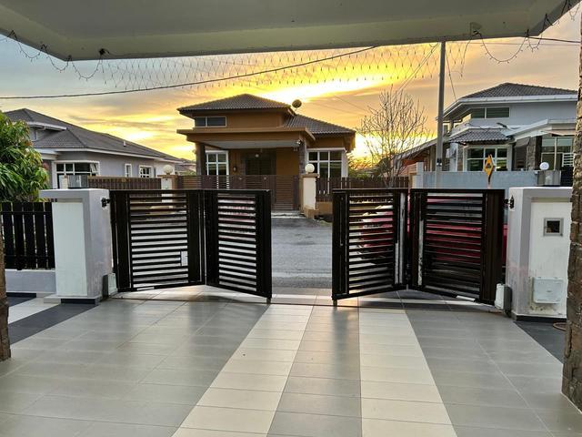 Fully Furnished 4Bedroom Bungalow House For Rent In Durian Tunggal