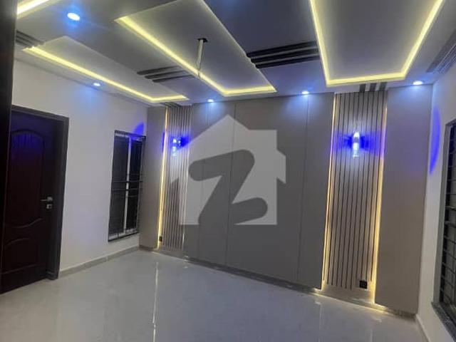 Fully Furnished 5 Marla Apartment For Sale Ready To Move Prime Location