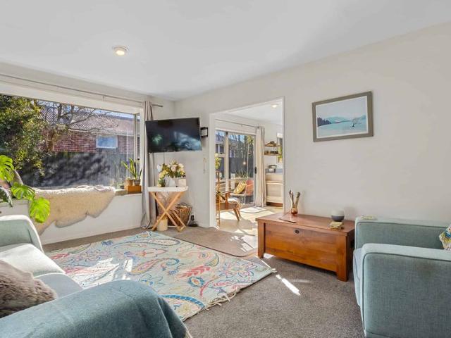 Fully Furnished Comfort in Prime Location