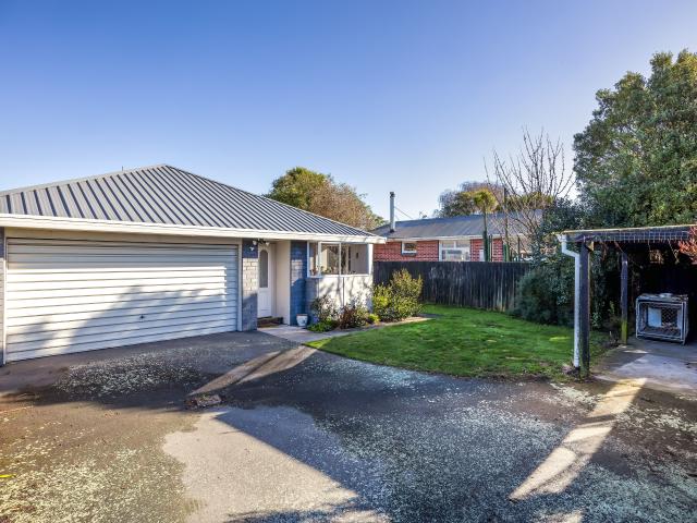 Fully Furnished Comfort in Prime Location