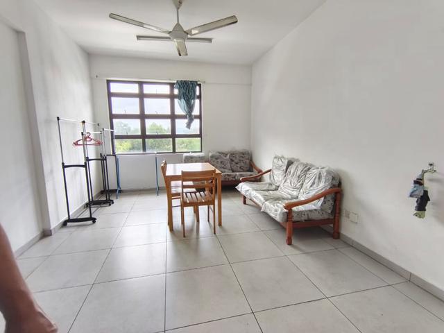 Fully Furnished Condo For Rent AT UNIPARK