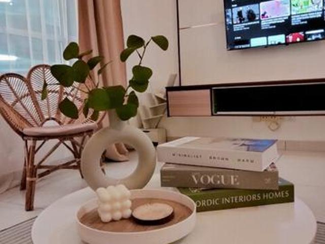 fully furnished condo for 4ent