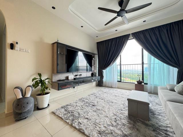 Fully Furnished Condo Summit Lagoon Residence