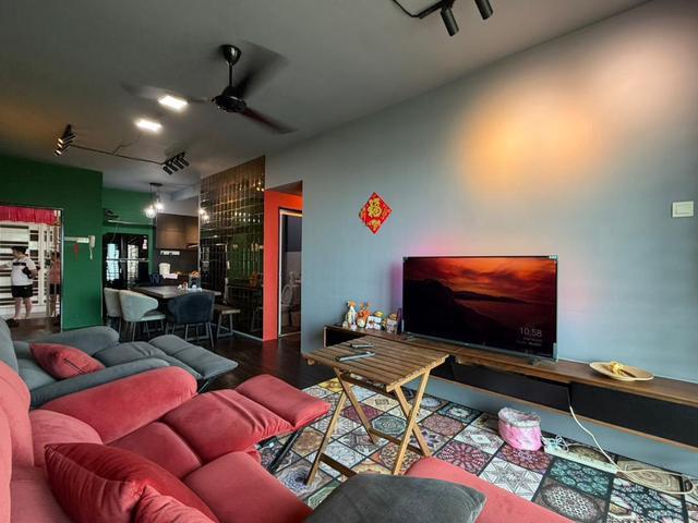 Fully FURNISHED Condo Palma Laguna Water park Perai