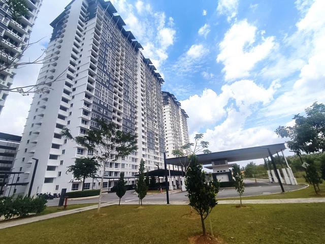 FULLY FURNISHED CORNER UNIT Aspire Residence Cyber 10 Cyberjaya