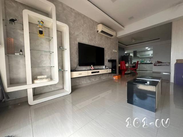 Fully Furnished Corner Unit Pelangi Height Condo Klang