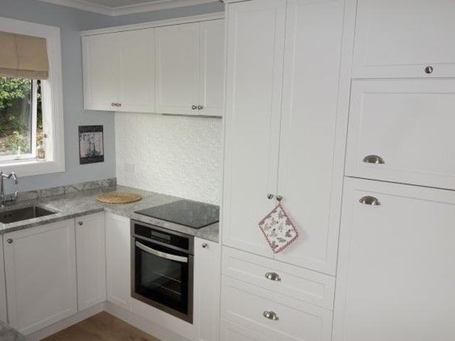 FULLY FURNISHED CHARM IN MISSION BAY