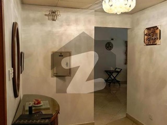 Fully Furnished Creek Vista