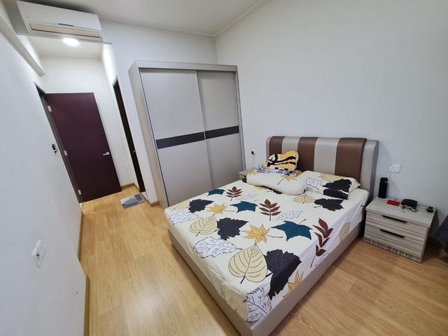 Fully furnished Amberside country garden danga bay
