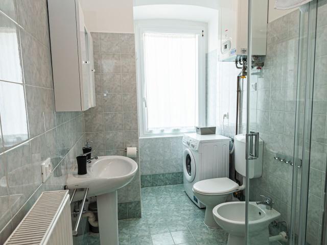 Fully furnished and equipped two room apartment, Trieste Amsterdam Apartments for Rent