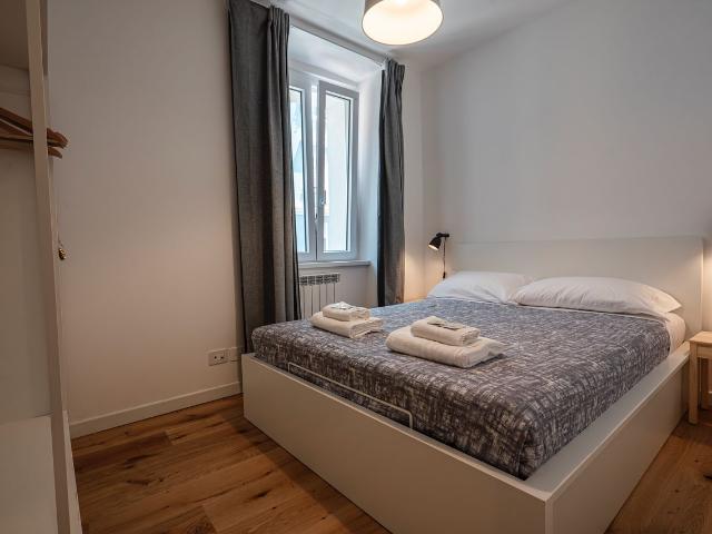 Fully furnished and renovated two bedroom apartment, Trieste Amsterdam Apartments for Rent