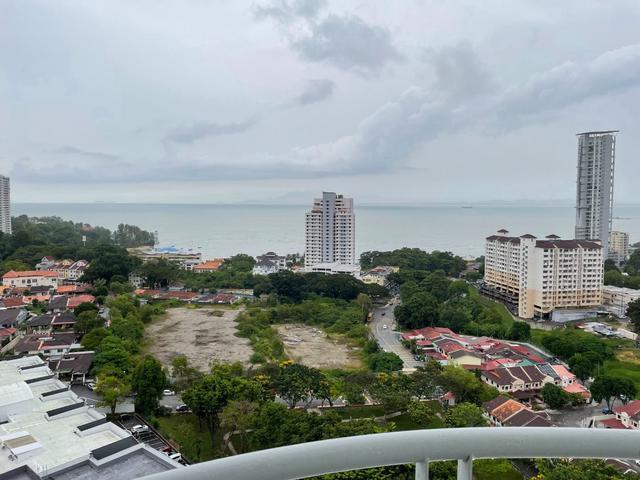 Fully Furnished and Renovated Unit at High Floor Facing Nice Seaview