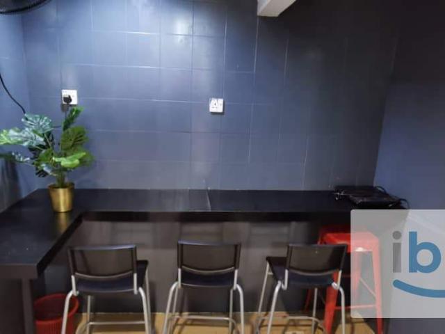 Fully Furnished and Renovated Balcony Room in Subang Bestari