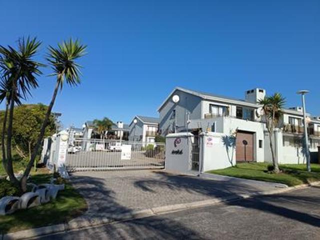 fully furnished apartment in hartenb.