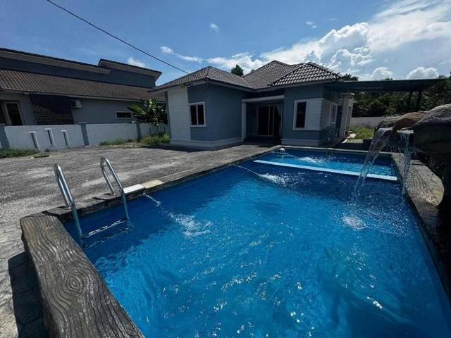 Fully Furnished Banglo Pool Unit Rumah Cantik Kempadang Sg Soi