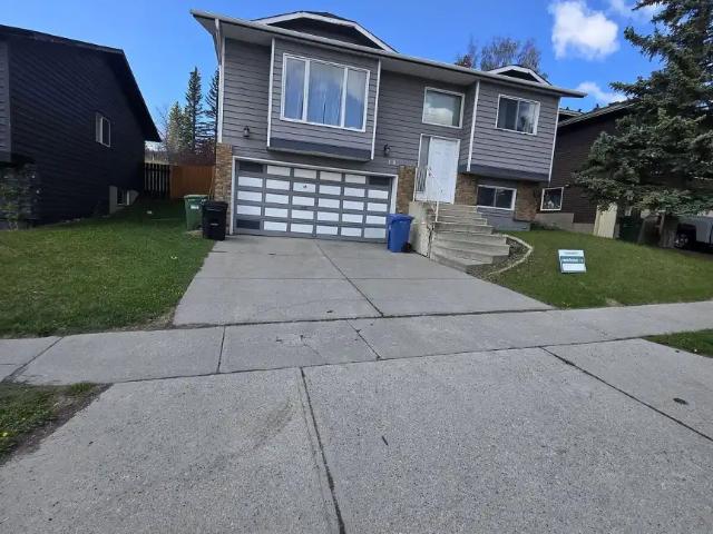 Fully furnished bedroom in the bi level basement for rent in Edgemont